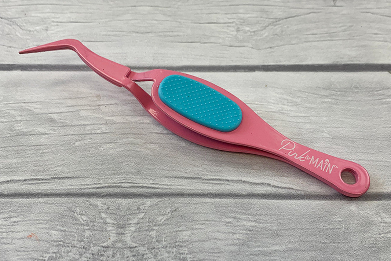 Pink & Main Reverse Tweezers