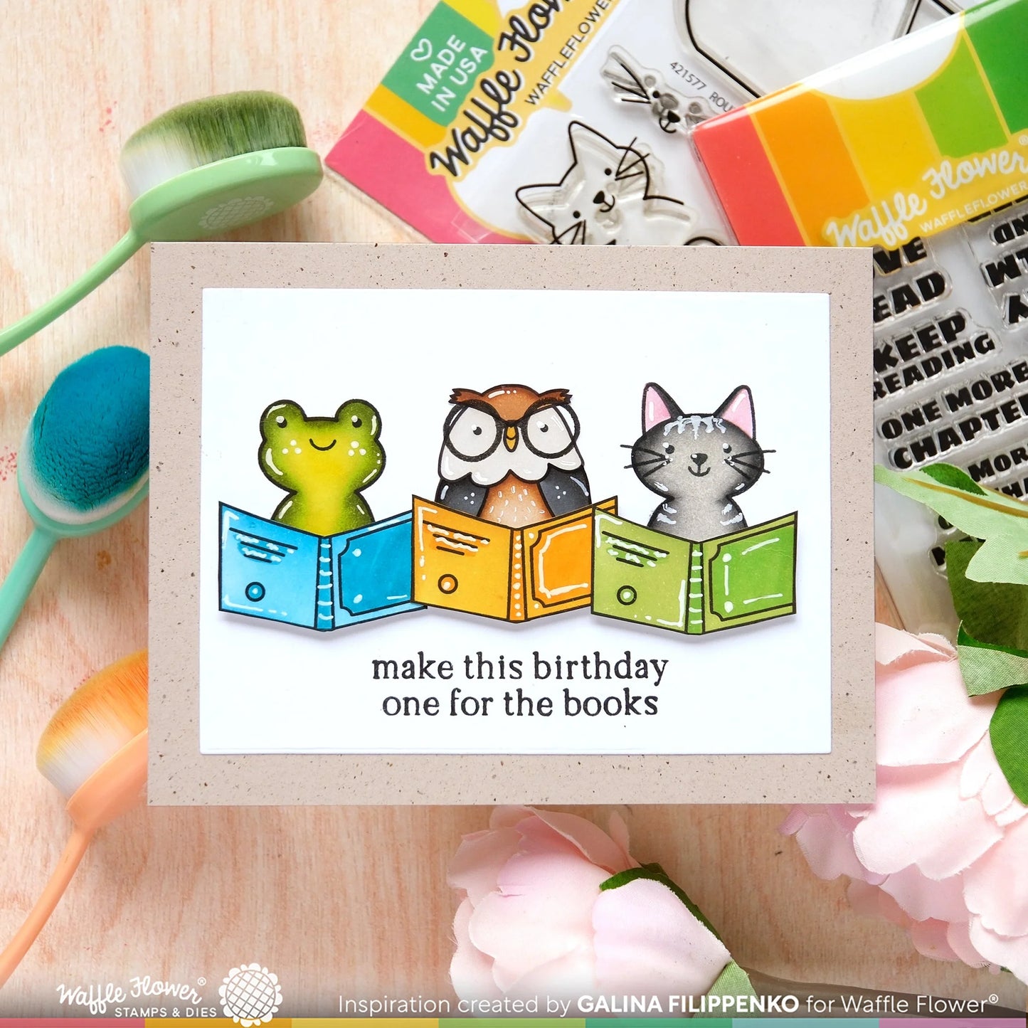 Waffle Flower Round Bookmark Critter Stamp Set