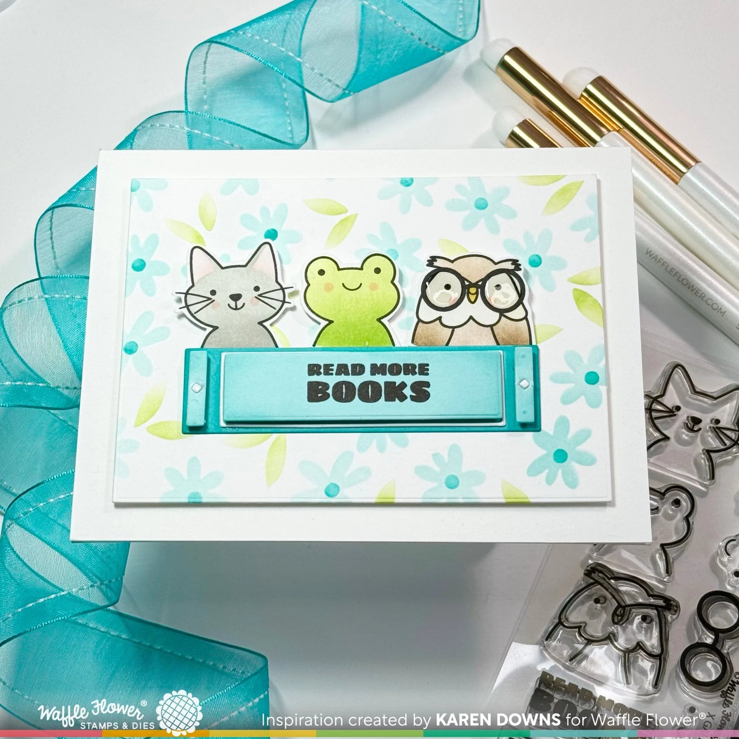 Waffle Flower Round Bookmark Sayings Stamp Set