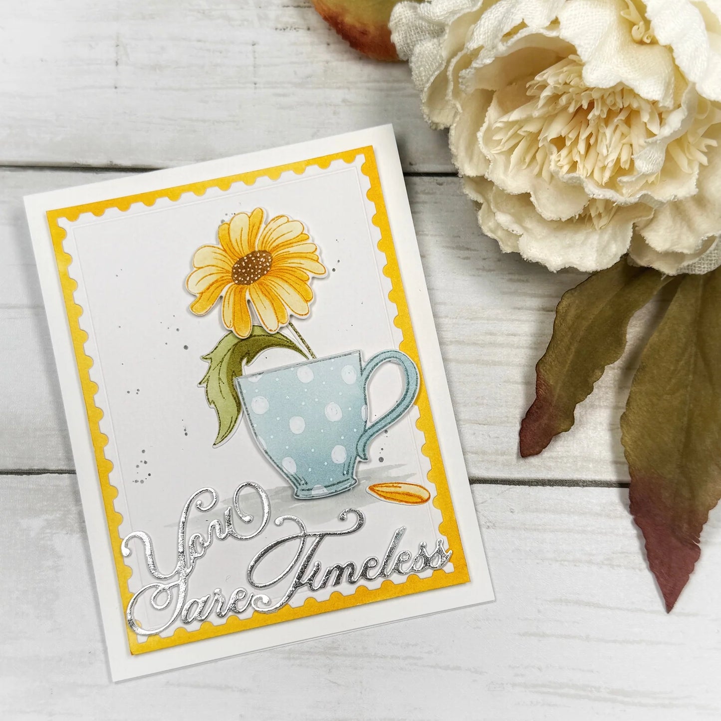 Fresh Cut Daisies Coordinating Die Set
