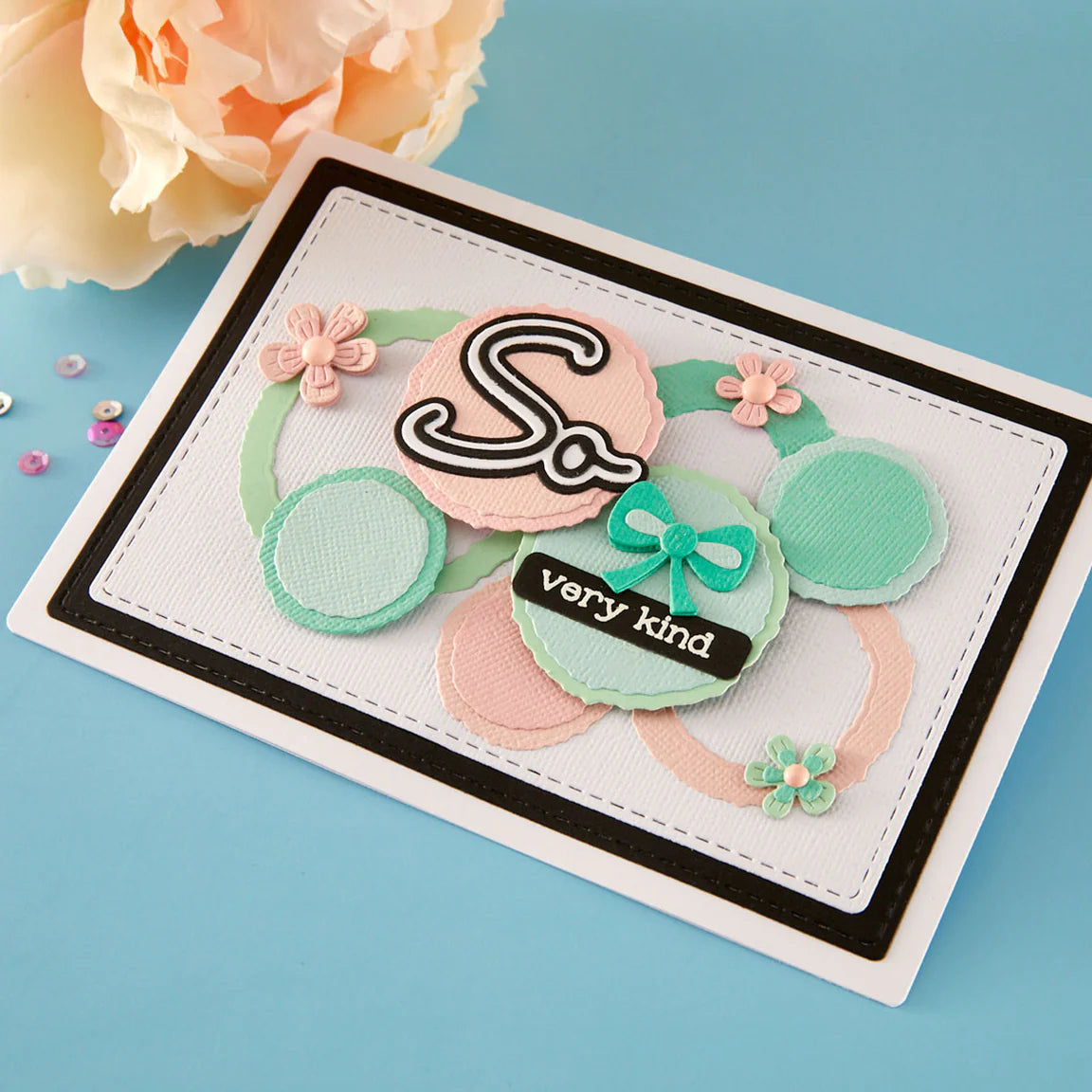 Spellbinders Ripped Edge Circles Die Set by Lisa Horton