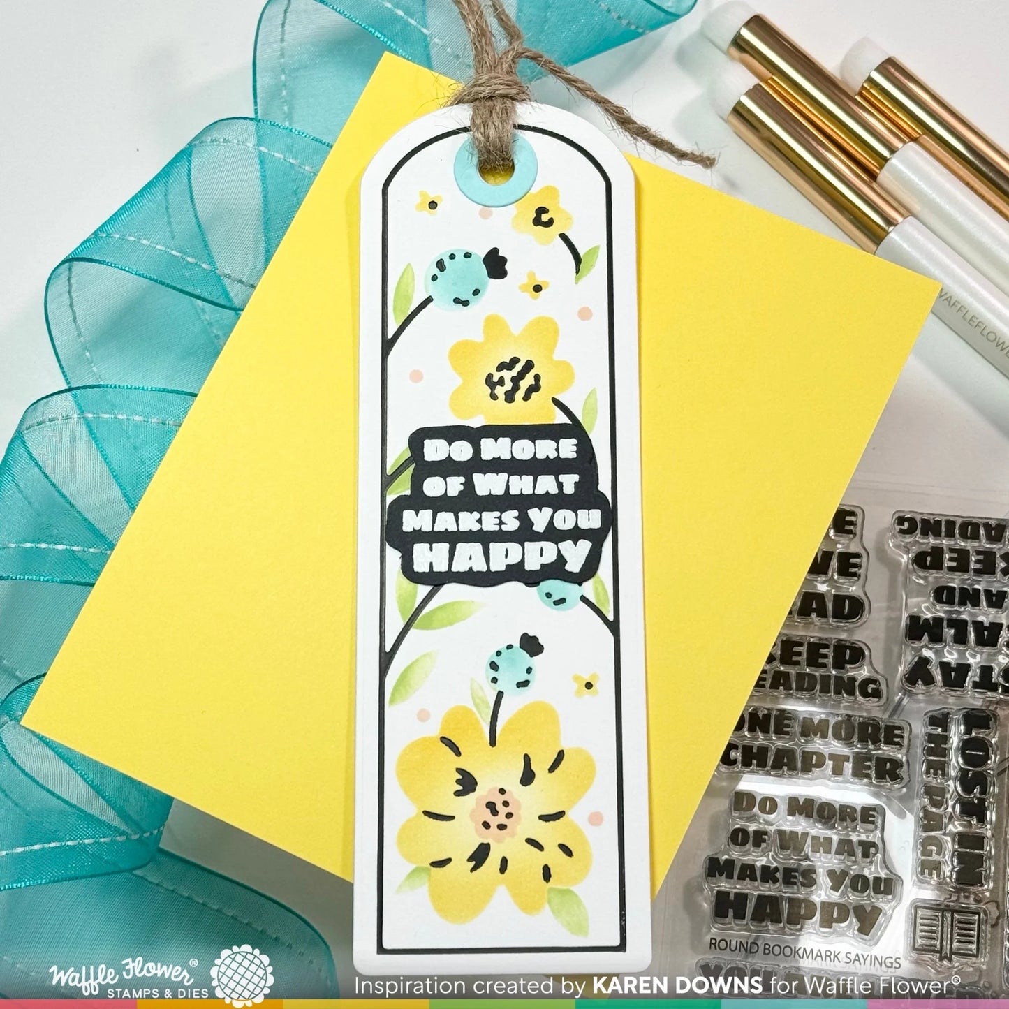 Waffle Flower Round Floral Bookmark Duo Stencil Set